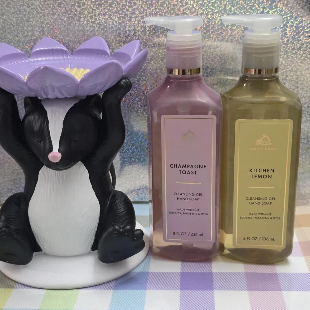 Bath & Body Works Hand Champagne Toast and Kitchen Lemon Gel Hand Soap Set NEW